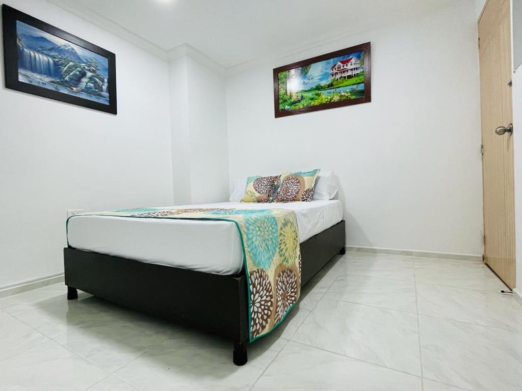 מדיין Hotel Eterna Primavera מראה חיצוני תמונה