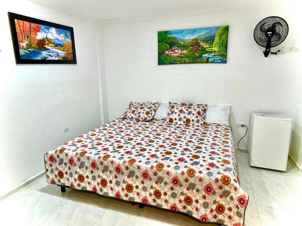 מדיין Hotel Eterna Primavera מראה חיצוני תמונה
