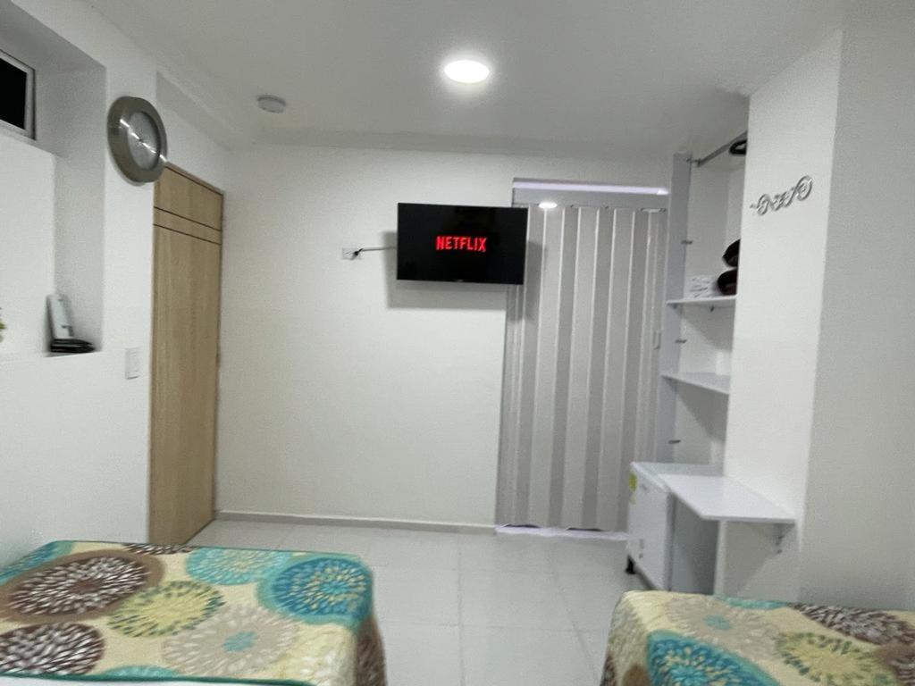 מדיין Hotel Eterna Primavera מראה חיצוני תמונה