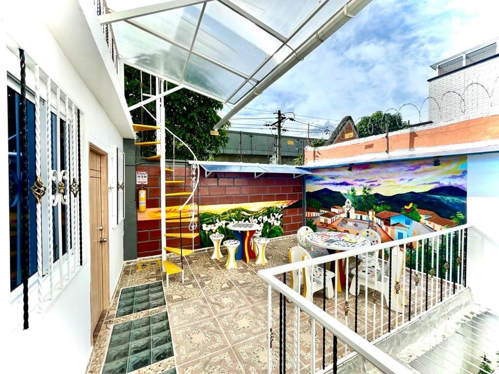 מדיין Hotel Eterna Primavera מראה חיצוני תמונה