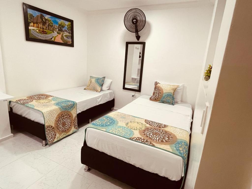 מדיין Hotel Eterna Primavera מראה חיצוני תמונה