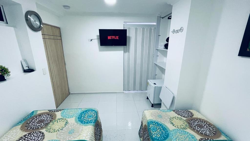מדיין Hotel Eterna Primavera מראה חיצוני תמונה