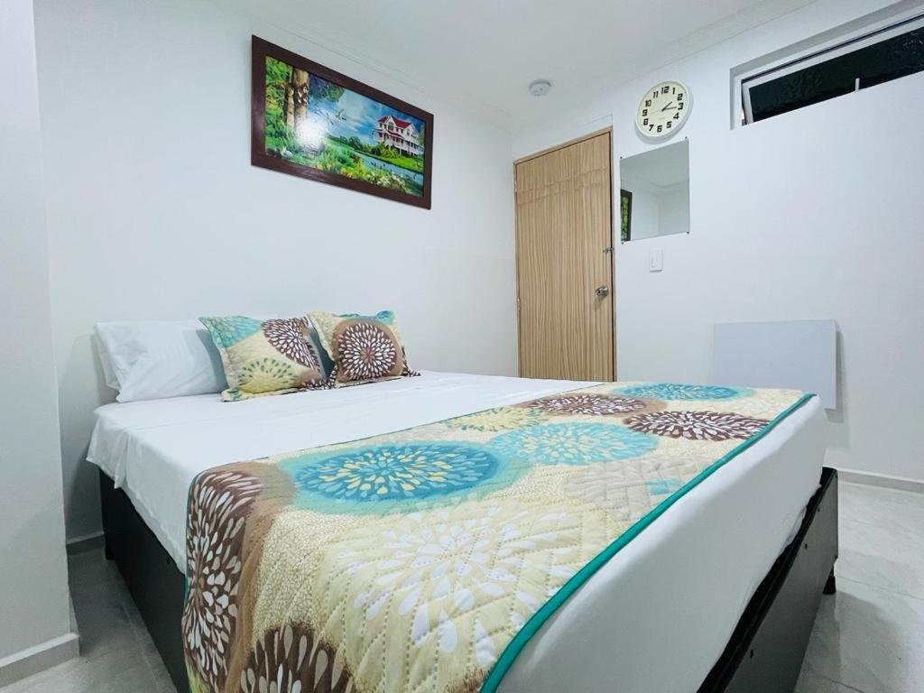 מדיין Hotel Eterna Primavera מראה חיצוני תמונה