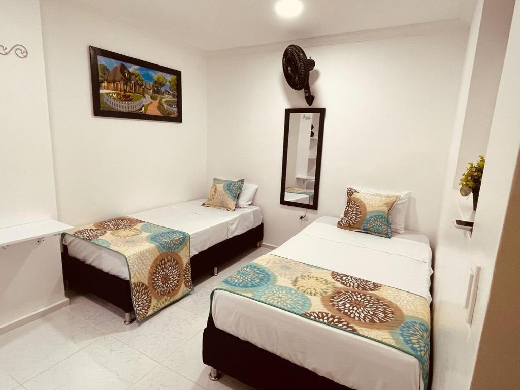 מדיין Hotel Eterna Primavera מראה חיצוני תמונה